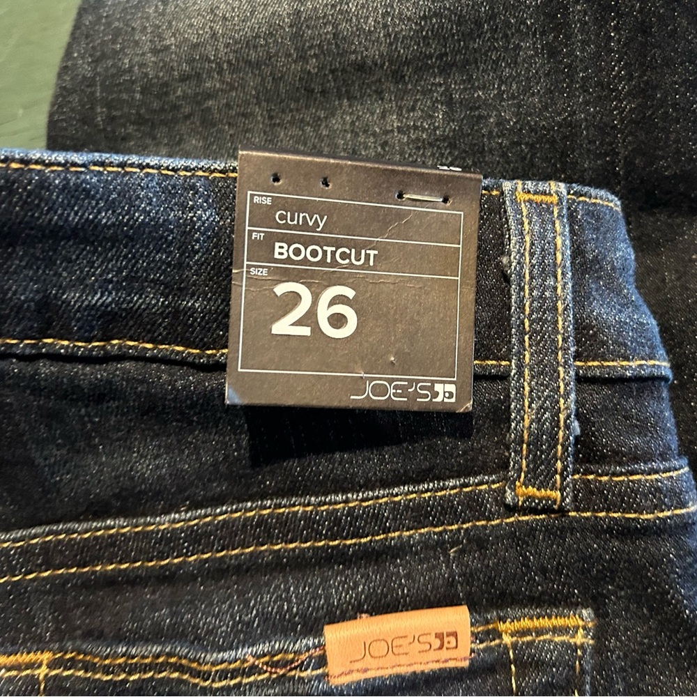 Joe’s Jeans Rikki Size 26 8” rise 34” inseam NWT